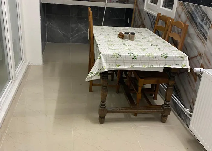 منزل للإقامة Home Stay Cosy Room With Shared Bathroom